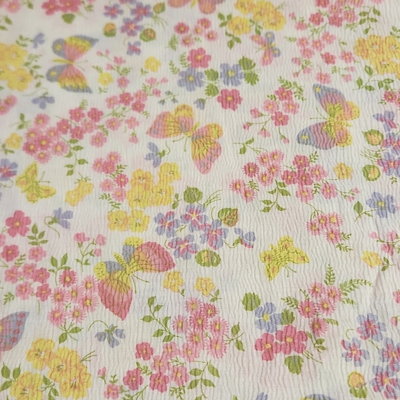 Vintage floral seersucker - 2 yds 23 inches X 35 inches wide - Picture 2 of 4
